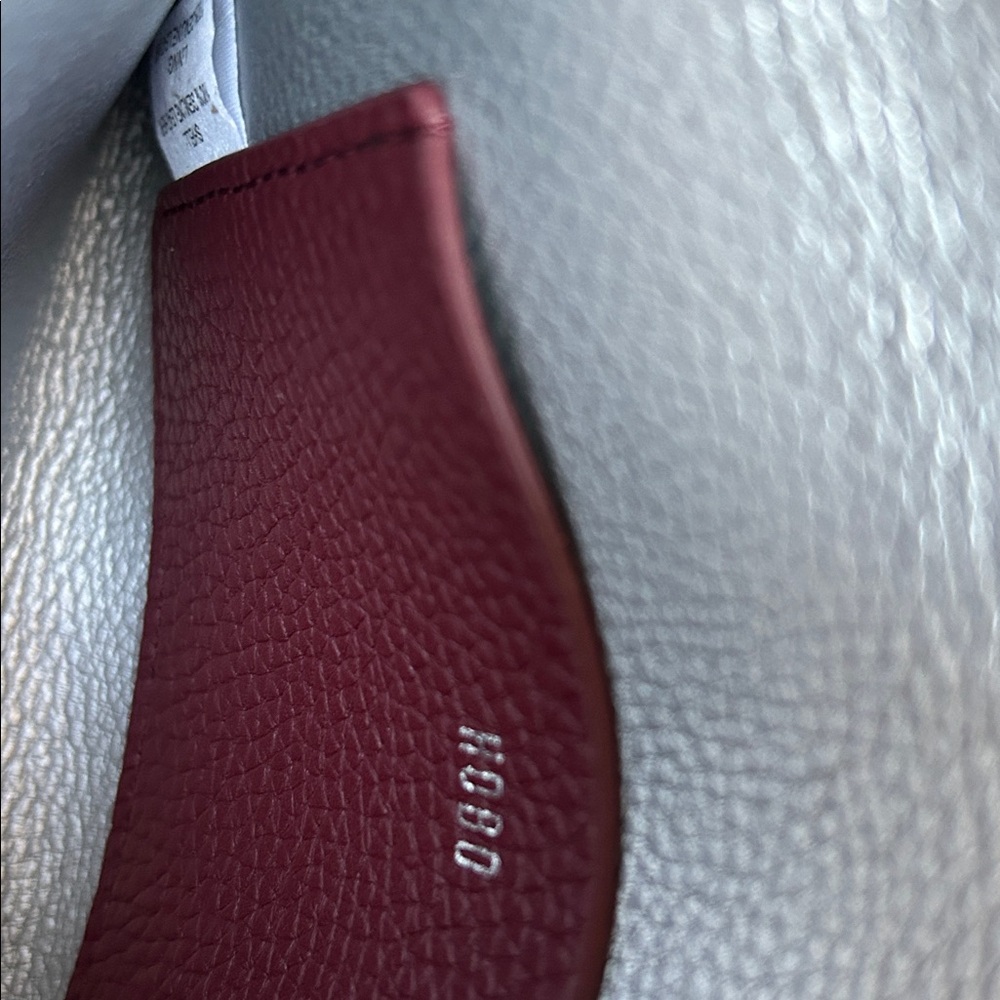 HOBO Pouch with Le Luxe Keychain Wristlet Strap - Picture 10 of 11